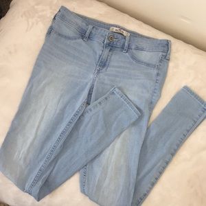 hollister light wash low rise jeans